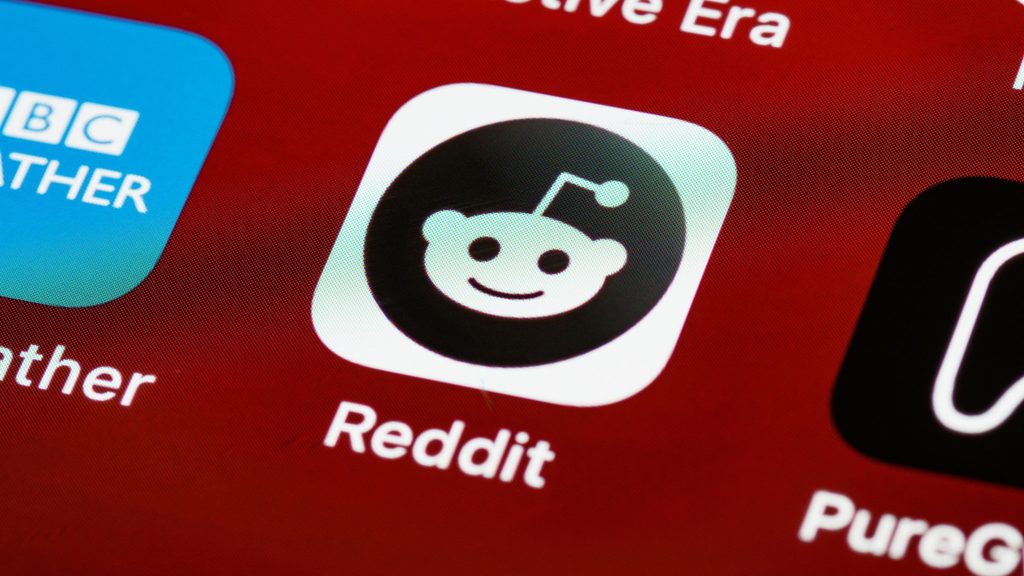 How to Remove Negative Search Results From Reddit and Community Pages
